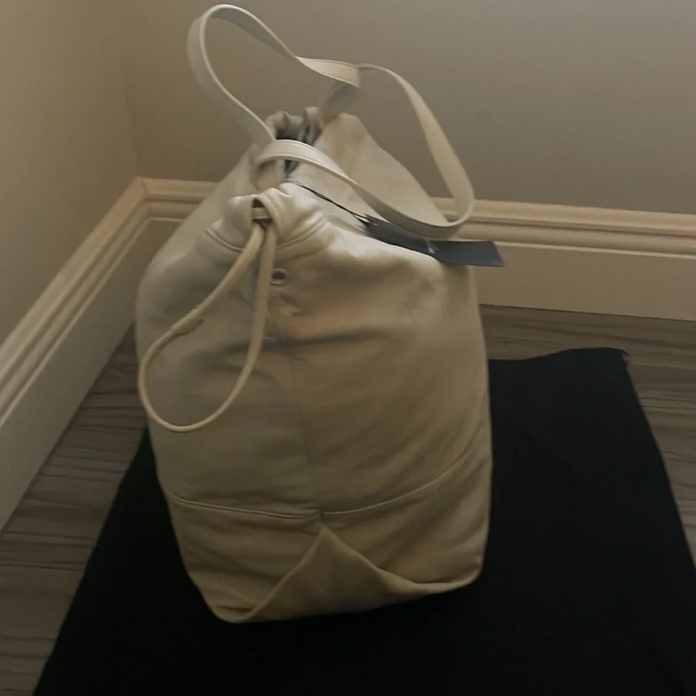 YSL authentic lamb skin bag. Card of authenticity. - Picture 4 of 17